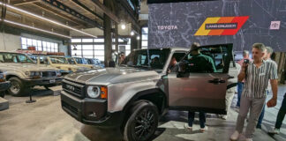 "Xe chủ tịch" Toyota Land Cruiser 2024 chính thức trình làng: Thiết kế ấn tượng, kết hợp giữa cổ điển và hiện đại