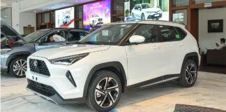 Sau "lùm xùm" an toàn, Toyota giảm "chạm đáy" từ 54 - 120 triệu cho 3 mẫu xe Raize, Yaris Cross và Fortuner tại Việt Nam